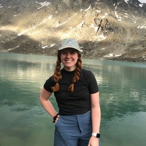 Meet your Posher, Daisey